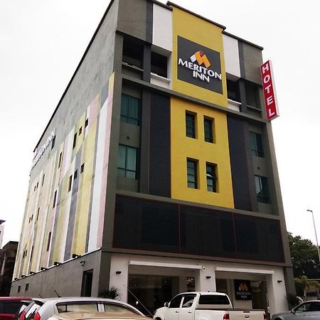 Meriton Inn Kuantan Extérieur photo