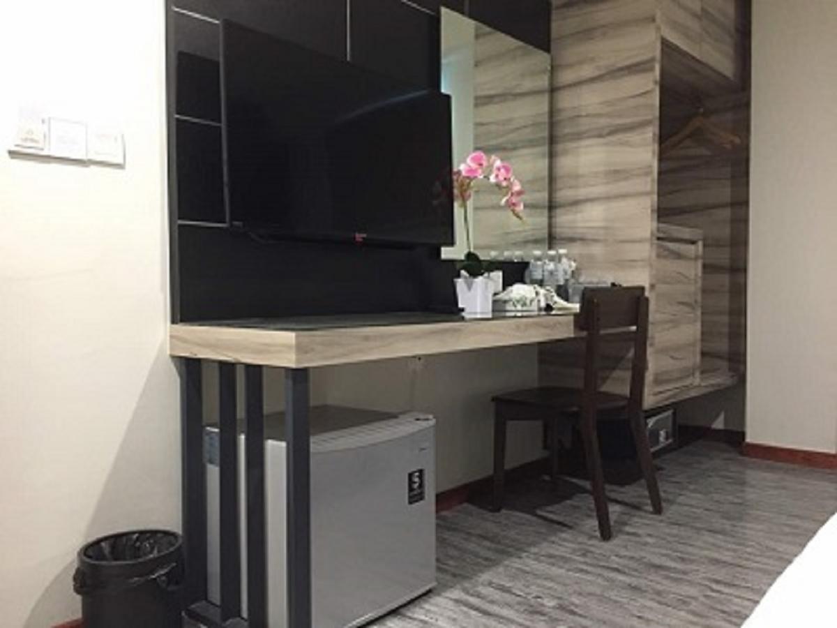 Meriton Inn Kuantan Extérieur photo