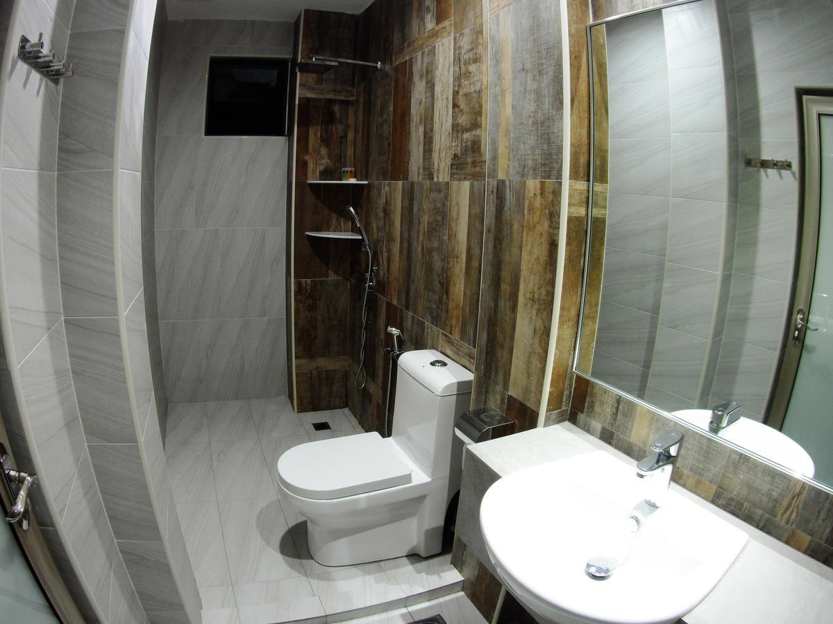 Meriton Inn Kuantan Extérieur photo